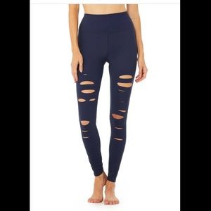 Alo ripped warrior legging